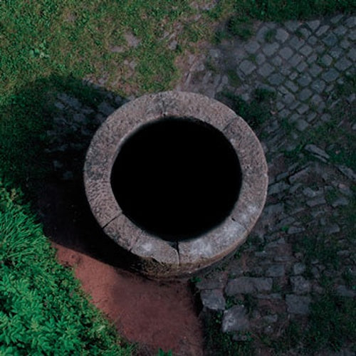 Lebanon Hanover - Besides The Abyss [+ Bonus]